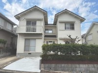 DEMO-01 ●2026年2月リフォーム済
●駐車2台可能!
●南東向き間口