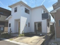 DEMO-01 ●2026年2月リフォーム済み
●全居室6帖以上
●南向きバルコニー
●駐車2台可（車種による）