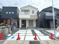 DEMO-01 ●建物完成済
●ZEH水準省エネ住宅
BELS申請の場合、132,000円（税込）
●「はぴeセットソラレジ 」を採用
●オール電化住宅