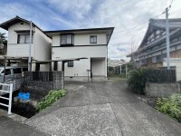 DEMO-01 ●JR「守山駅」徒歩14分
●エス・バイ・エル施工の建物
●5LDK