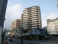 DEMO-01 ●JR「守山駅」徒歩7分
●10階部分、角住戸
●専有面積73.42平米の3LDK